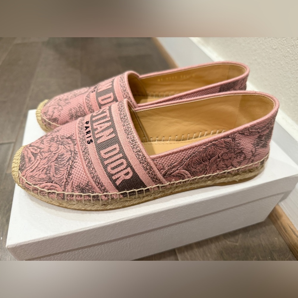 Dior BNIB Granville Toile De Jouy Embroidered Pink Gray Logo Espadrille 38.5 - Picture 7 of 12